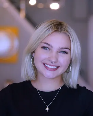Ella Red